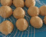 Foto langkah ke 4 dari resep Cheesy mini bread sticks.