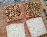 A picture of step 3 of Moong sprout grilled sandwitch.