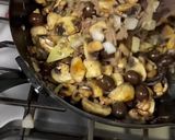 A picture of step 6 of Spaghetti Meat Sauce (Vietnamese Fusion) | Mì Spaghetti Theo Vị Việt Nam.