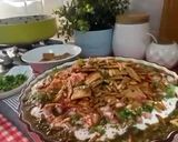 صورة لخطوة 7 من وصفة فتة ورق العنب