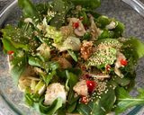 Foto del paso 2 de la receta: Ensalada fresca con salmón con dressing de Yoghurt & mostaza