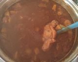 Foto del paso 4 de la receta: Guisado de guajillo con carne de puerco, piña y papas