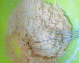 Foto del paso 4 de la receta: Bizcocho crocante con glaseado de clementinas y almendras