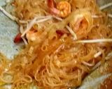 A picture of step 3 of Pad Thai Shrimp Wrapped in Egg.