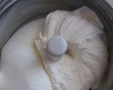 Foto del passaggio 2 della ricetta Gelato di fiordilatte