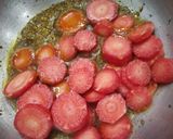 A picture of step 4 of Khatta meetha gajar.