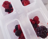 Foto del paso 1 de la receta: Polos ligeros de frutas naturales