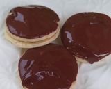 Foto del paso 6 de la receta: Alfajorcitos y Corazones Petit Fours