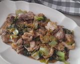 Foto del paso 4 de la receta: Pollo con pak choi