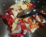 Foto langkah ke 3 dari resep Tumis Cumi Kecap.