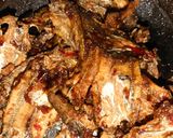 Foto langkah ke 4 dari resep Ikan Asin Asam Manis Pedas.