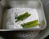Foto langkah ke 1 dari resep Kue Dongkal Khas Betawi.