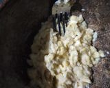 A picture of step 1 of Banana Dates Overnight Oats.