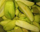 Hình bước làm 1 của món Dưa hấu non kho ngót