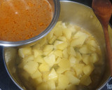 Foto del paso 3 de la receta: Marmitako de atún con gambones