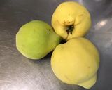 Une image de l'étape 2 de Compote de prunes, coings et pommes.