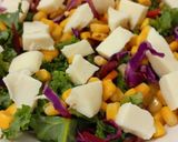 Foto del paso 2 de la receta: Choclo 🌽en Ensalada con Kale y Queso