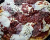 Foto del paso 5 de la receta: Pizza rellena de jamón y queso