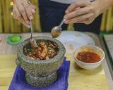 รูปขั้นตอนการทำที่ 13 ของ น้ำพริกปลากระป๋อง ทำแบบง่ายๆ แต่หอมอร่อยมาก