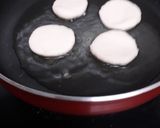 A picture of step 4 of Bread ki mithai.