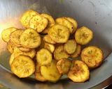 A picture of step 4 of Crispy Banana Chips.