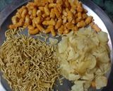 A picture of step 1 of Bhel puri.