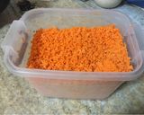 Foto del paso 2 de la receta: Zanahorias rallada siempre listas para la cocina