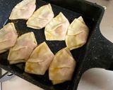 A picture of step 4 of Small Gyoza Dumpling with Yui’s Nam Pla Plick.