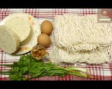 รูปขั้นตอนการทำที่ 1 ของ 🍜ก๋วยจั๊บญวนไข่ลาวา🍳