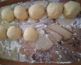 Foto langkah ke 2 dari resep Wadai Untuk untuk, khas Banjar (Roti Goreng).