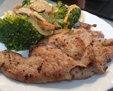 Foto del paso 3 de la receta: Brócoli salteado con pechuga de pavo a la plancha
