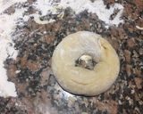 Foto del paso 5 de la receta: Donuts de leche condensada, coco, canela y limón