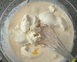 Foto del passaggio 3 della ricetta Tiramisù su Biscotto Sacher