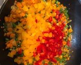 Foto del paso 4 de la receta Bomba de calabacín relleno de verduras y pollo