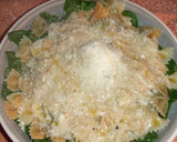 Foto del paso 3 de la receta: Pasta con espinacas y salsa de avellanas