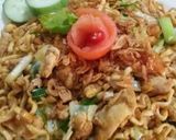 Foto langkah ke 3 dari resep Mie Goreng Ayam.