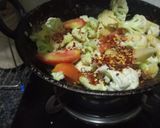 A picture of step 2 of Restaurant Style Sookhi Aloo Gobhi.