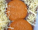 Foto langkah ke 4 dari resep Puding Coklat Marie Keju.