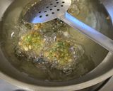 A picture of step 2 of Sabudana fritters.