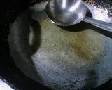 A picture of step 5 of Fry Aalo byngan ki bhaji.