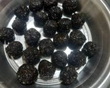 A picture of step 4 of Black sesame ladoo.