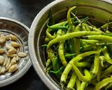A picture of step 1 of Khandesh special Green chilli thecha (mirchicha thecha/kharda).