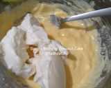 Foto langkah ke 3 dari resep Simple Birthday Coconut Cake.