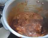 A picture of step 8 of Nagpur special famous dish spicy homemade saoji masala mutton.