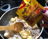 A picture of step 2 of Shirmp and Fish Ball Misua Soup.