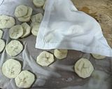 A picture of step 2 of Masala Banana Chips.