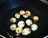 Foto del paso 1 de la receta Huevos de codorniz cocidos