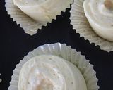 A picture of step 11 of Orange Cheese Cream Bread Rolls.