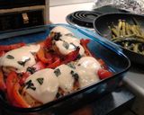 A picture of step 8 of Red pepper stuffed chicken.