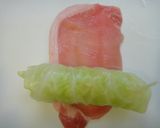 A picture of step 1 of Meat-Wrapped Cabbage Simmered in Tomato Sauce.